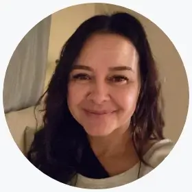 Opleiding voor heks volgen in een online heksensibbe